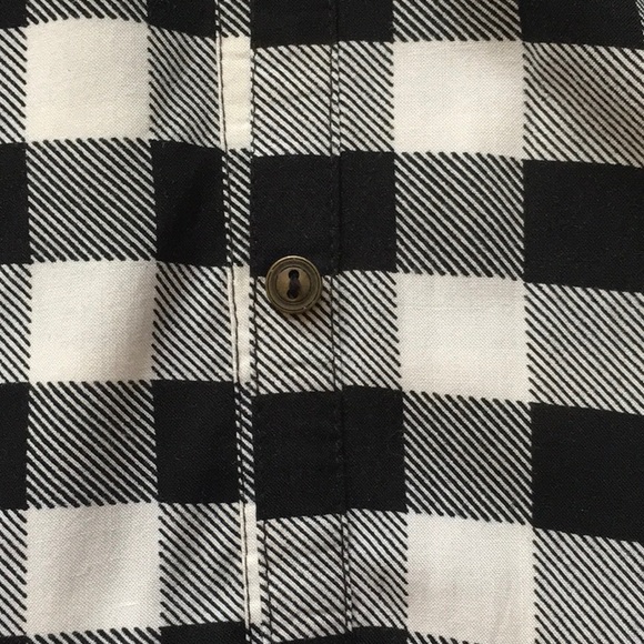 BONGO Black & White Button Down Top W/Blk Lace EUC - Picture 7 of 7